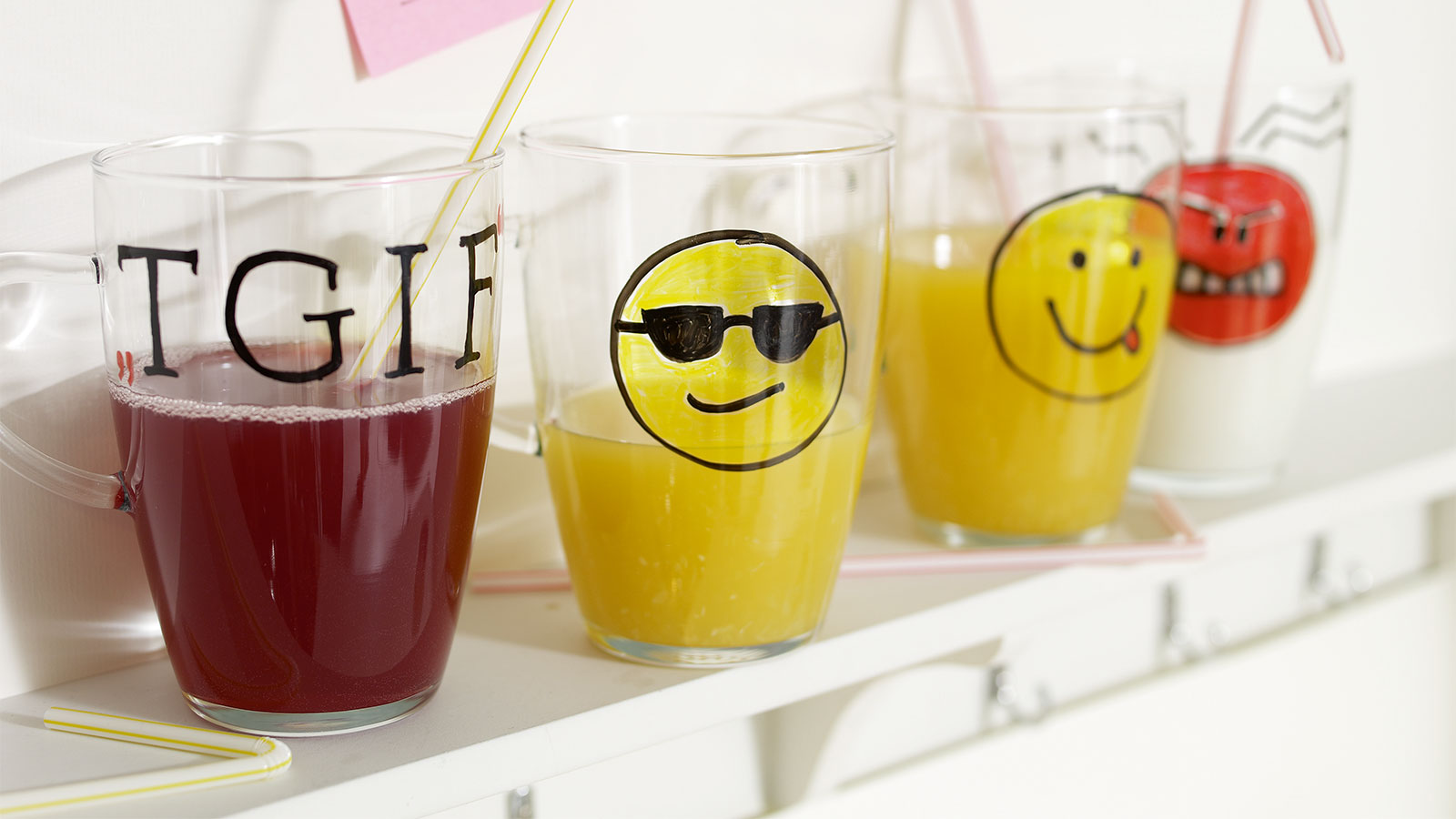 Glastassen bemalt mit Smileys