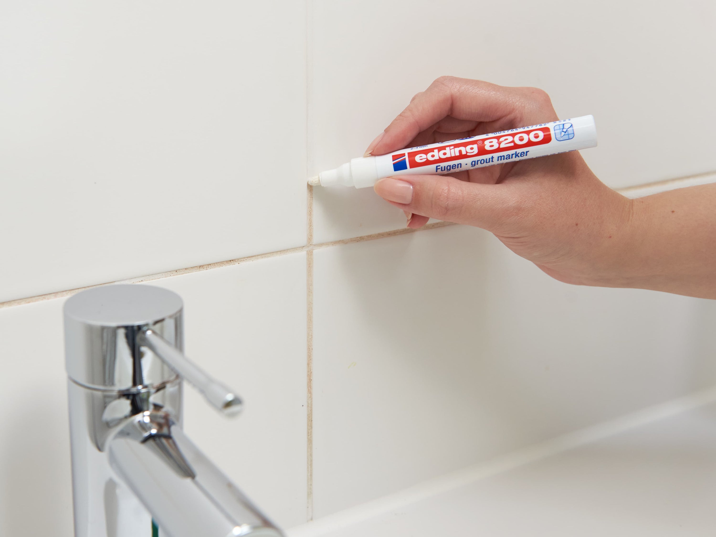 Fugenmarker übermalt angelaufene Fugen
