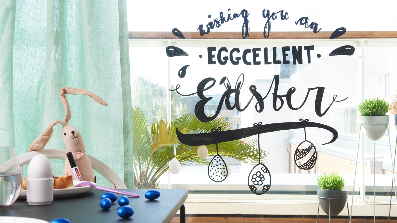 Bemaltes Fenster zu Ostern