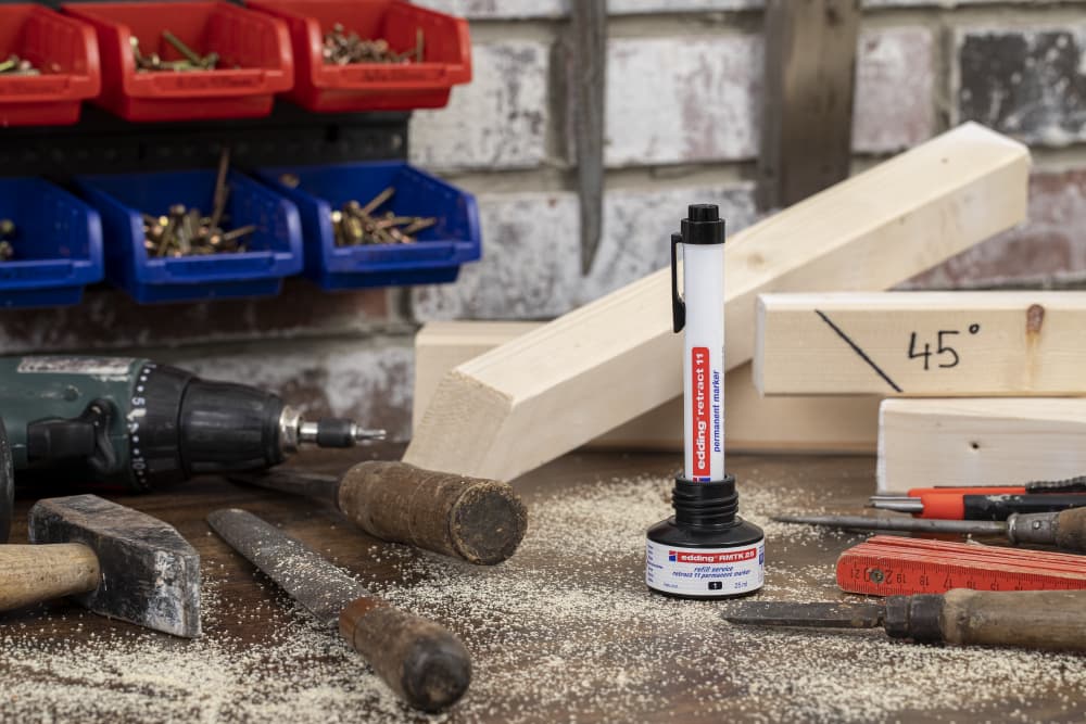 edding T25 Nachfülltinte Marker auf der Baustelle nachfüllen