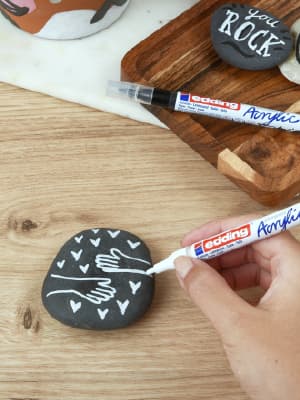 edding 5100 acrylics Steine werden bemalt