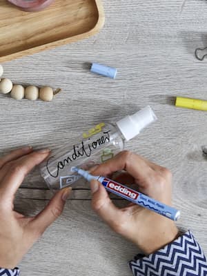Pastell Glanzlackmarker auf transparentem Plastik
