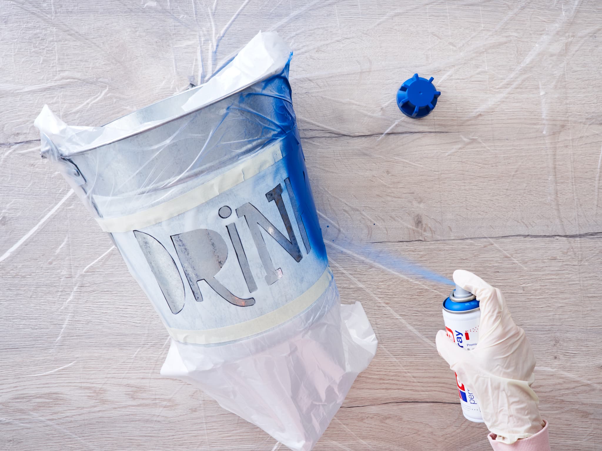 Anwendungsbild von edding 5200 Permanentspray Eimer upcycling Gartenparty