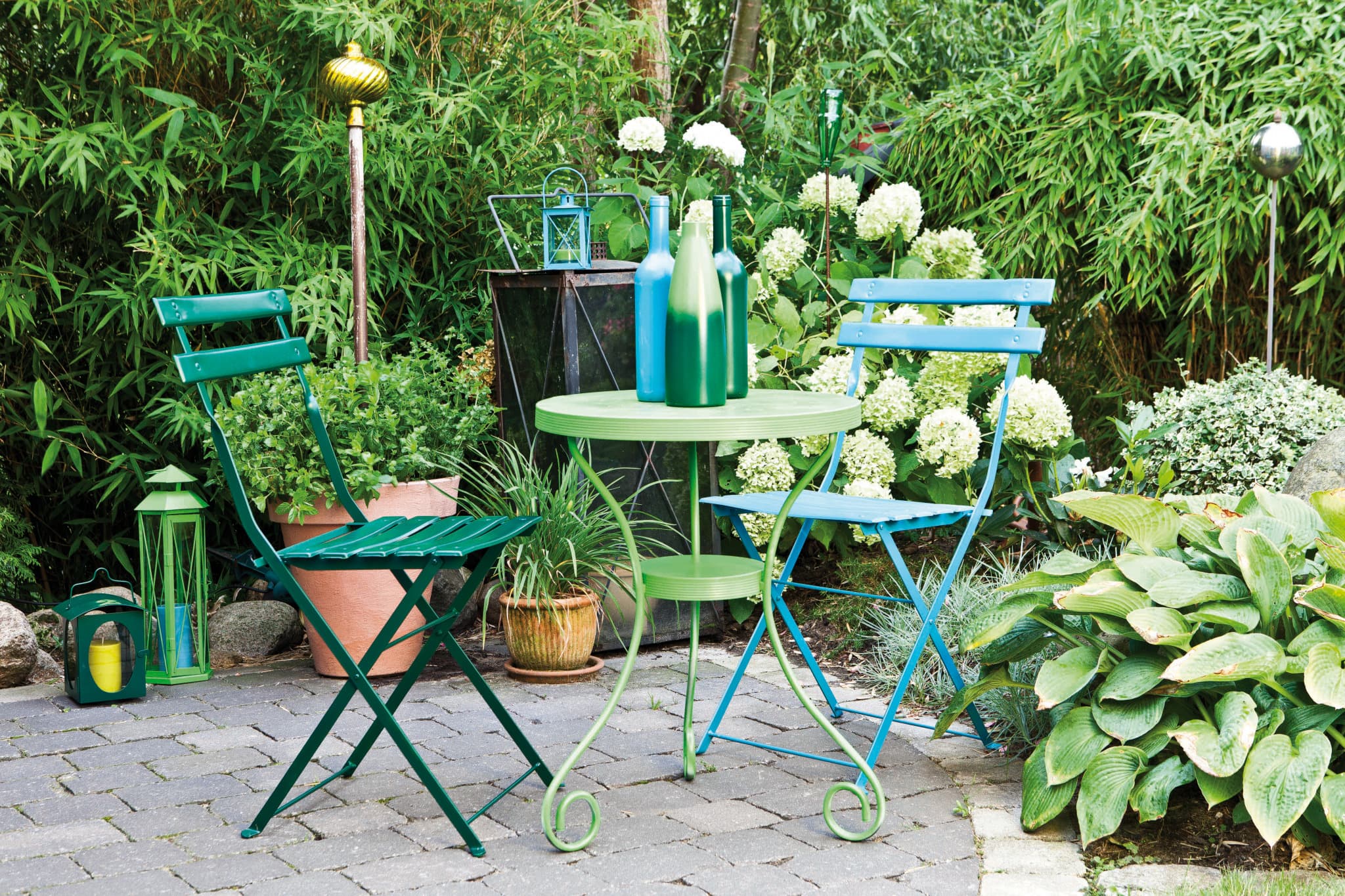 Anwendungsbild von edding 5200 Permanentspray Gartenmöbel upcycling selbst gemacht Gartendeko DIY