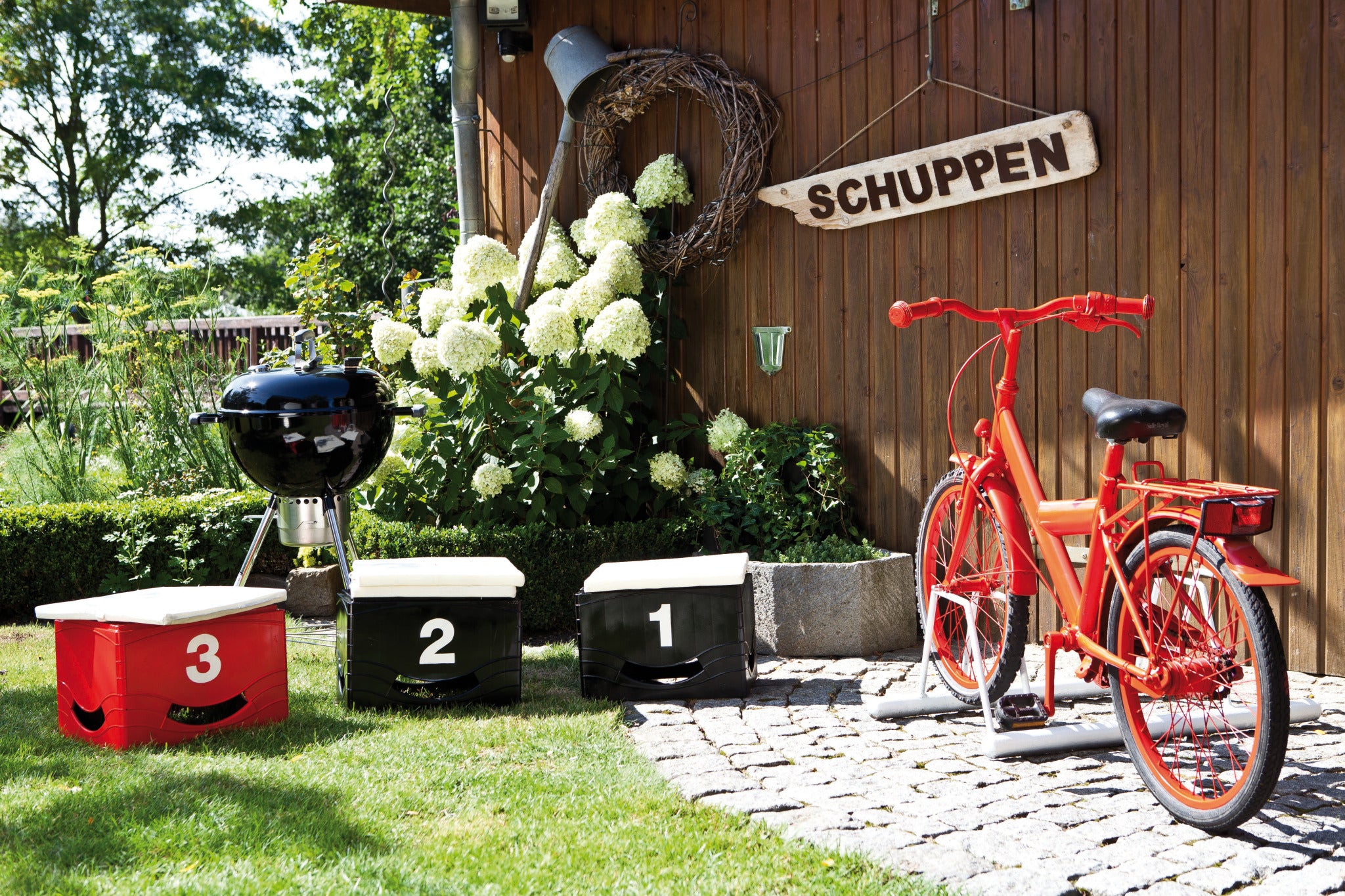 Anwendungsbild von edding 5200 Permanentspray Bierkisten upcycling Gartenparty