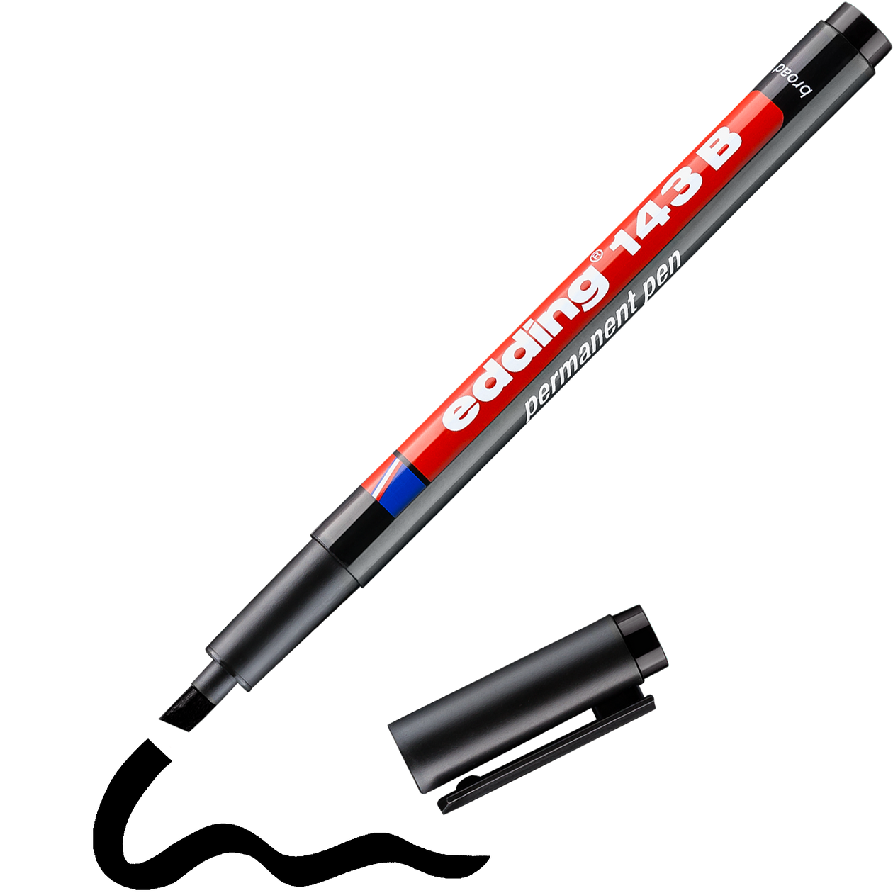 Ein schwarzer edding 143 B Permanenter Folienschreiber von edding, abgebildet ohne Kappe, mit freiliegender Keilspitze und daneben platzierter Kappe. Der Stift verfügt über ein rot-weiß-blaues Etikett und ist ideal für permanentes Schreiben.